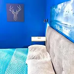 Luxe Apartment *